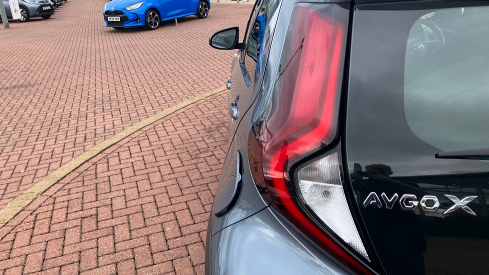 Toyota Aygo X 1.0 VVT-i Pure 5dr Petrol Hatchback - Image 36