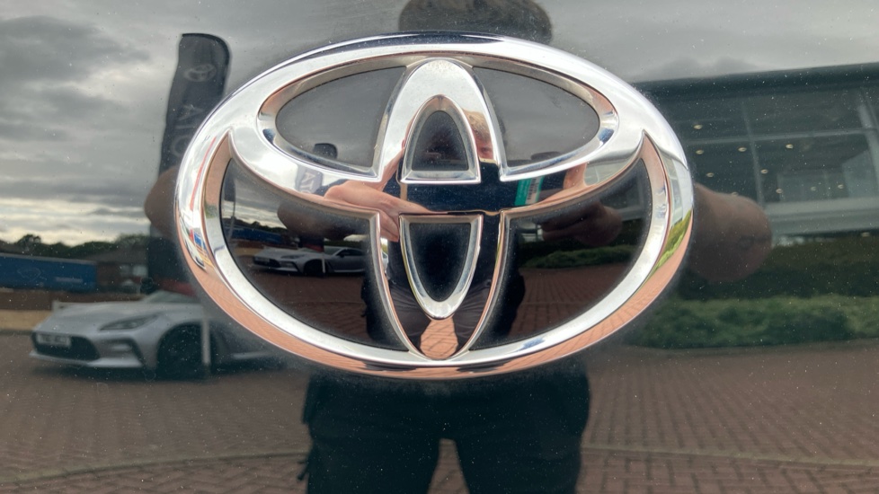 Toyota Aygo X 1.0 VVT-i Pure 5dr Petrol Hatchback - Image 51
