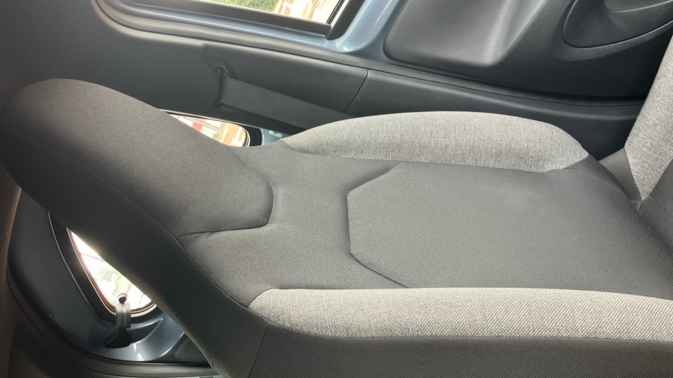 Toyota Aygo X 1.0 VVT-i Pure 5dr Petrol Hatchback - Image 58