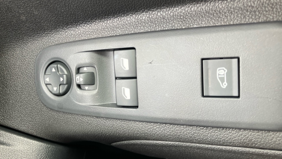 Toyota Proace City L2 Diesel 1.5D 100 Icon Van - Image 30