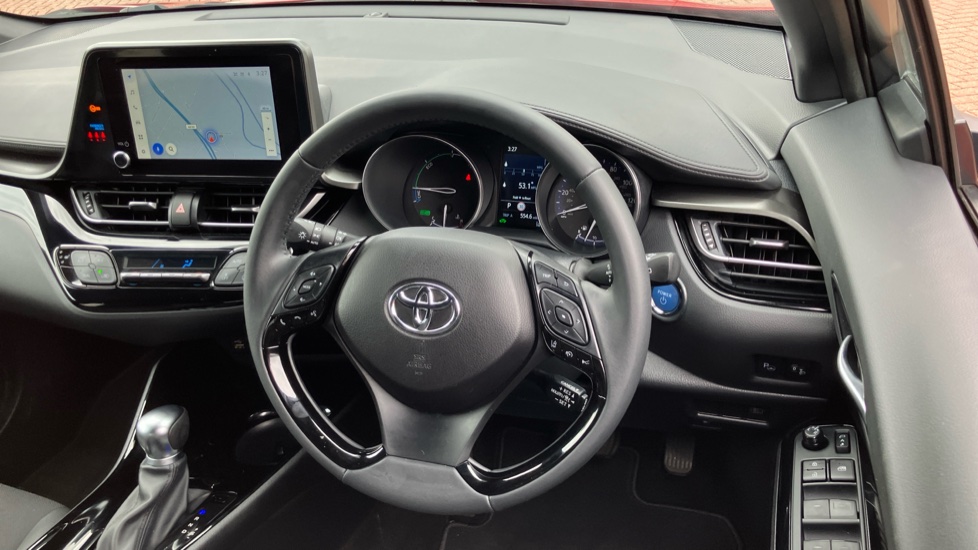 Toyota C-HR 2.0 Hybrid Design 5dr CVT Hybrid Hatchback - Image 7
