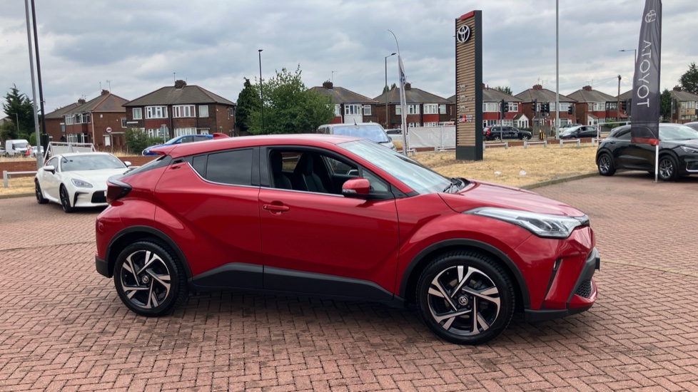 Toyota C-HR 2.0 Hybrid Design 5dr CVT Hybrid Hatchback - Image 46