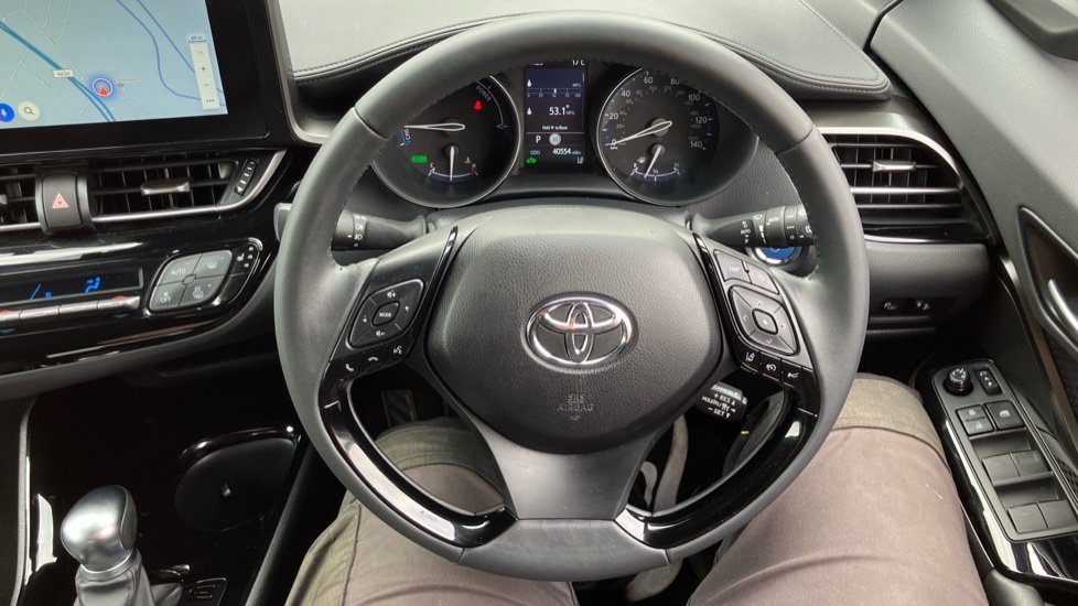 Toyota C-HR 2.0 Hybrid Design 5dr CVT Hybrid Hatchback - Image 56