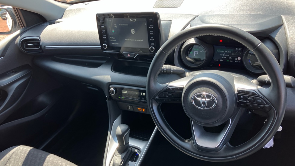 Toyota Yaris 1.5 Hybrid Design 5dr CVT Hybrid Hatchback - Image 6