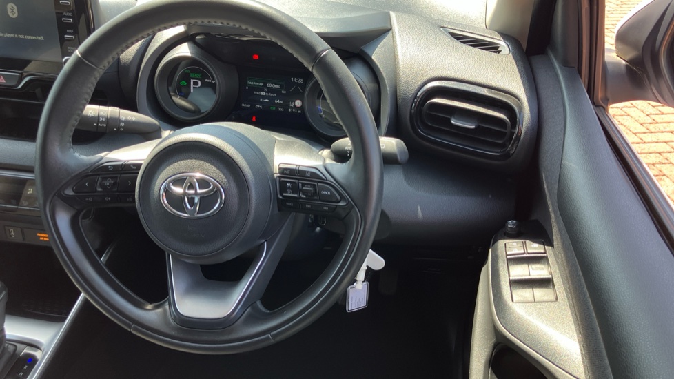 Toyota Yaris 1.5 Hybrid Design 5dr CVT Hybrid Hatchback - Image 10