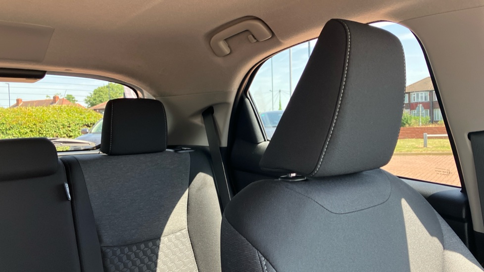 Toyota Yaris 1.5 Hybrid Design 5dr CVT Hybrid Hatchback - Image 19