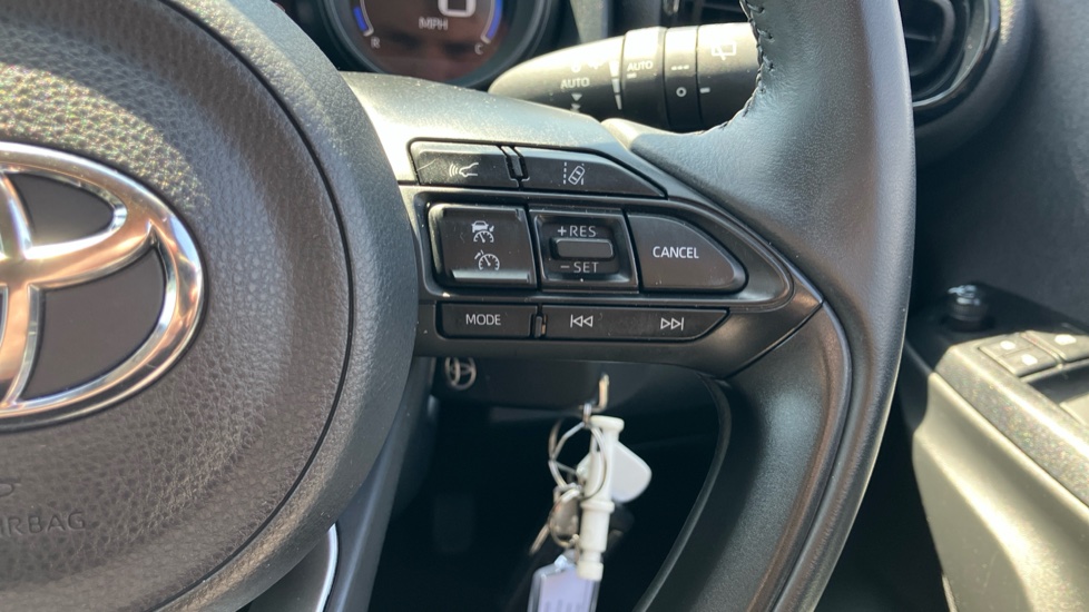 Toyota Yaris 1.5 Hybrid Design 5dr CVT Hybrid Hatchback - Image 29