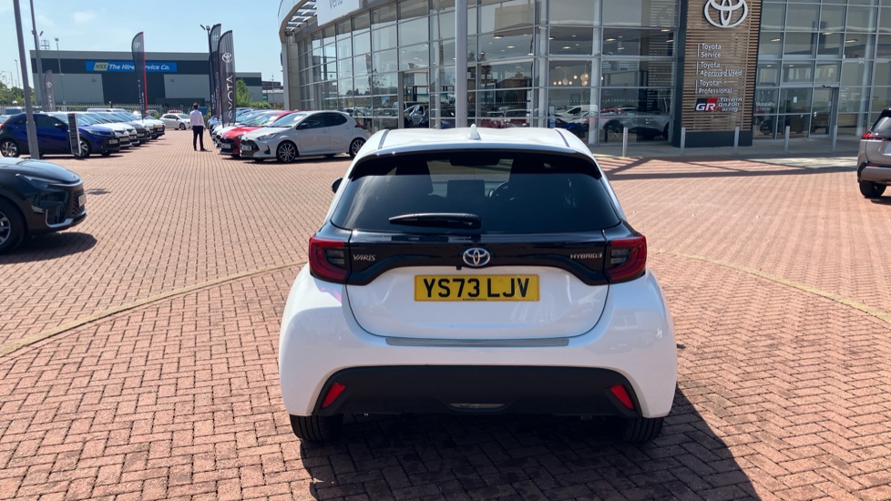 Toyota Yaris 1.5 Hybrid Design 5dr CVT Hybrid Hatchback - Image 45