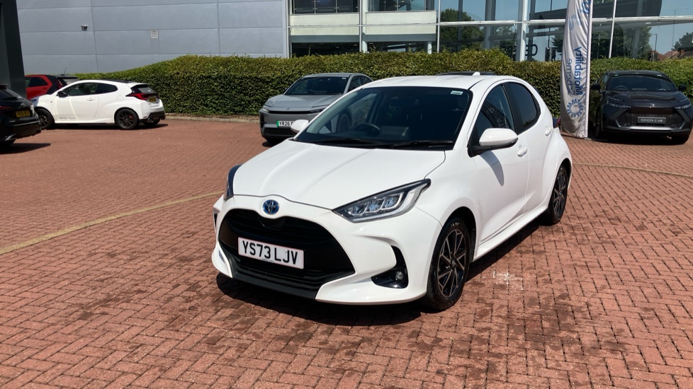 Toyota Yaris 1.5 Hybrid Design 5dr CVT Hybrid Hatchback - Image 52