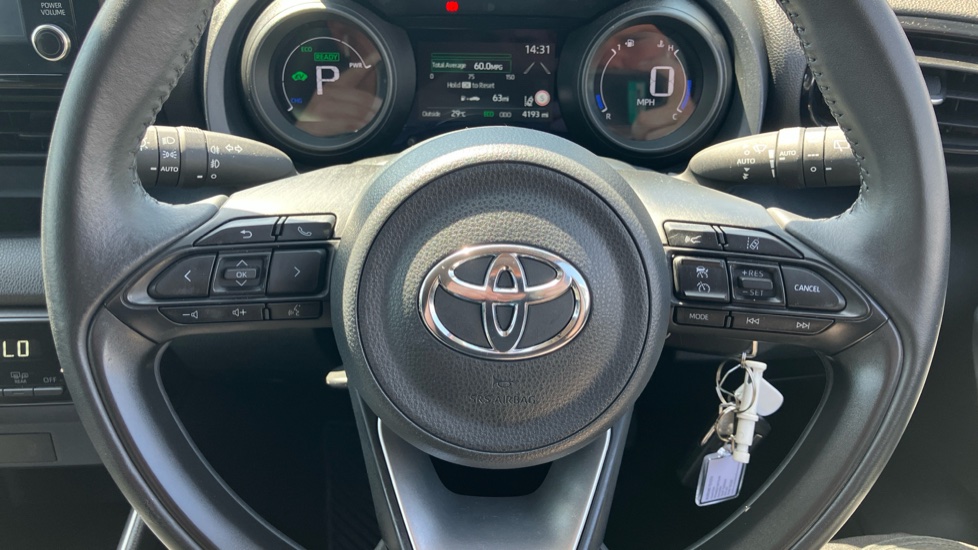 Toyota Yaris 1.5 Hybrid Design 5dr CVT Hybrid Hatchback - Image 55