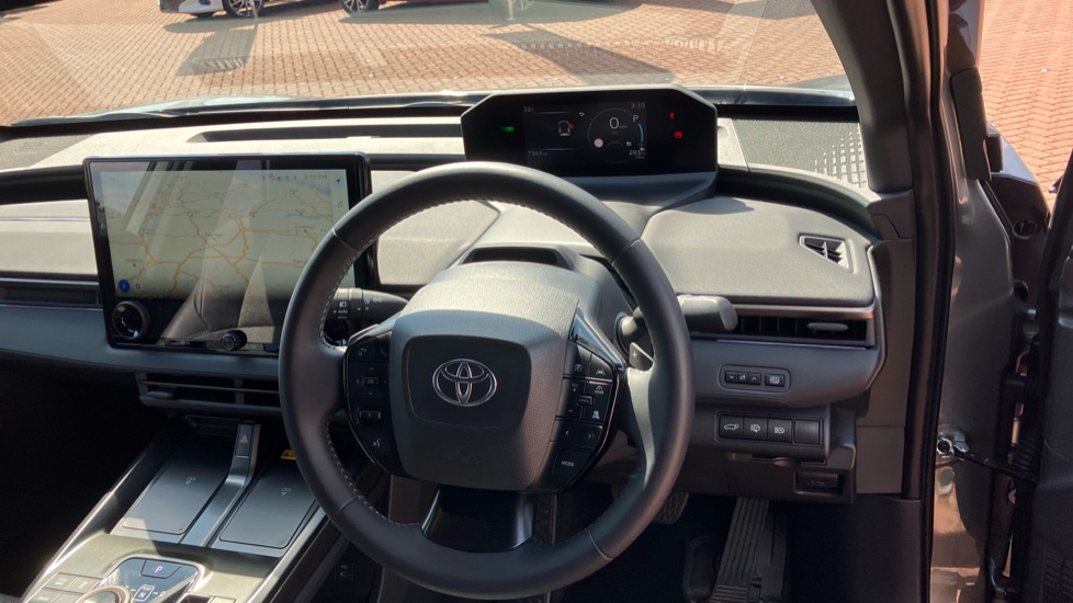 Toyota bZ4X 165kW Design 73kWh 5dr Auto Electric Hatchback - Image 7