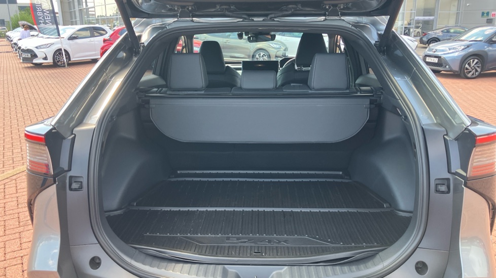 Toyota bZ4X 165kW Design 73kWh 5dr Auto Electric Hatchback - Image 13