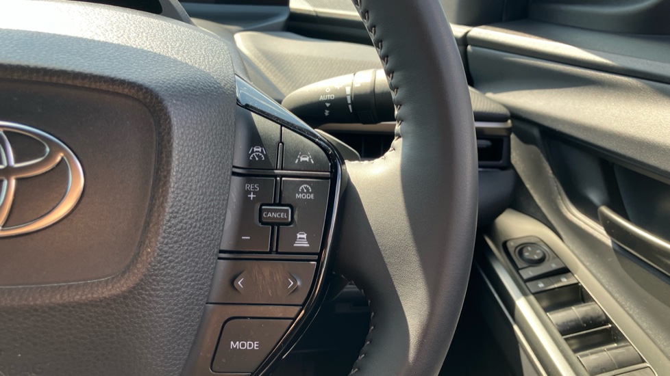 Toyota bZ4X 165kW Design 73kWh 5dr Auto Electric Hatchback - Image 30