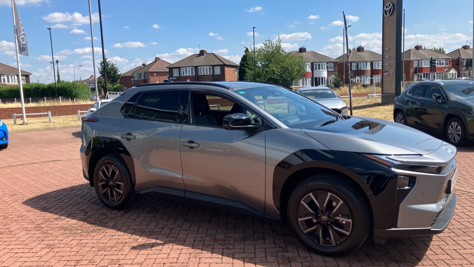 Toyota bZ4X 165kW Design 73kWh 5dr Auto Electric Hatchback - Image 46