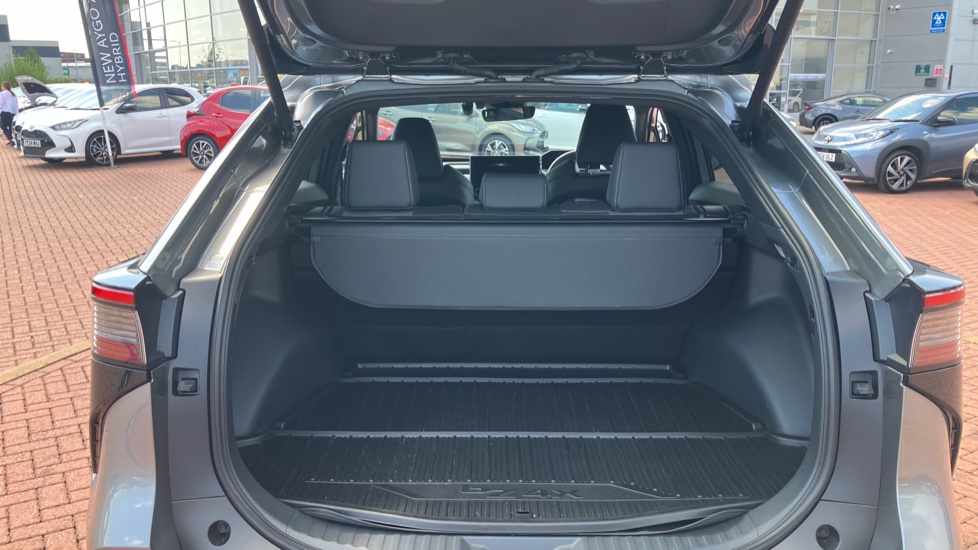 Toyota bZ4X 165kW Design 73kWh 5dr Auto Electric Hatchback - Image 49