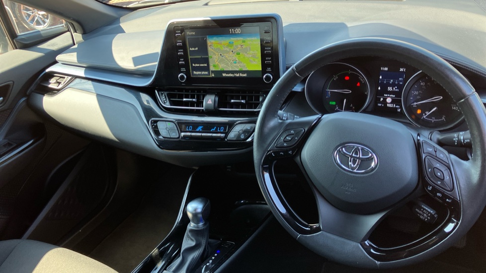 Toyota C-HR 1.8 Hybrid Design 5dr CVT Hybrid Hatchback - Image 6