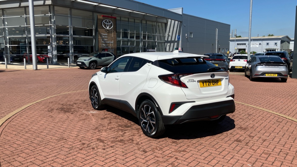 Toyota C-HR 1.8 Hybrid Design 5dr CVT Hybrid Hatchback - Image 44