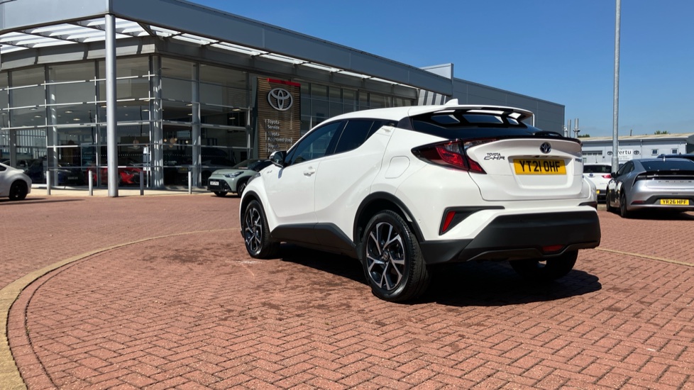 Toyota C-HR 1.8 Hybrid Design 5dr CVT Hybrid Hatchback - Image 55