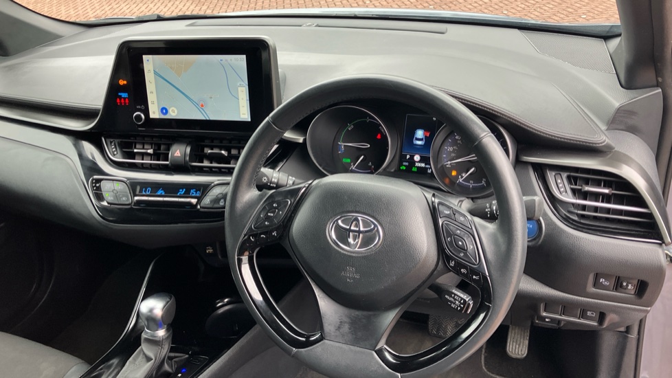 Toyota C-HR 1.8 Hybrid Design 5dr CVT Hybrid Hatchback - Image 7
