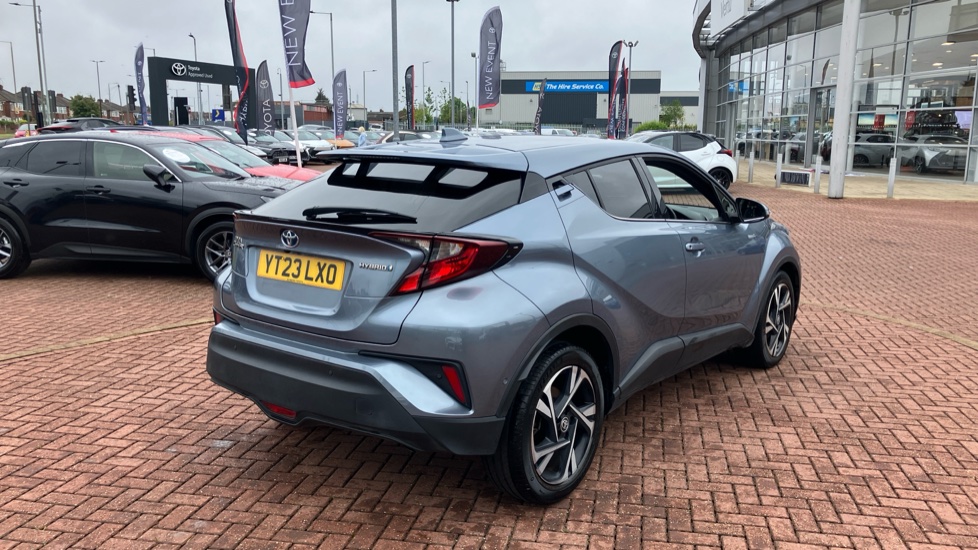 Toyota C-HR 1.8 Hybrid Design 5dr CVT Hybrid Hatchback - Image 44