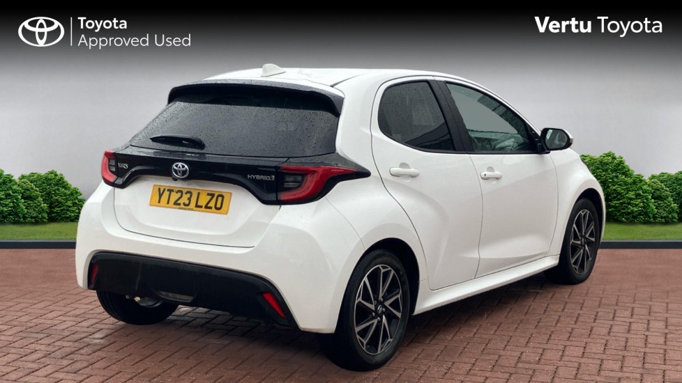 Toyota Yaris 1.5 Hybrid Design 5dr CVT Hybrid Hatchback - Image 2