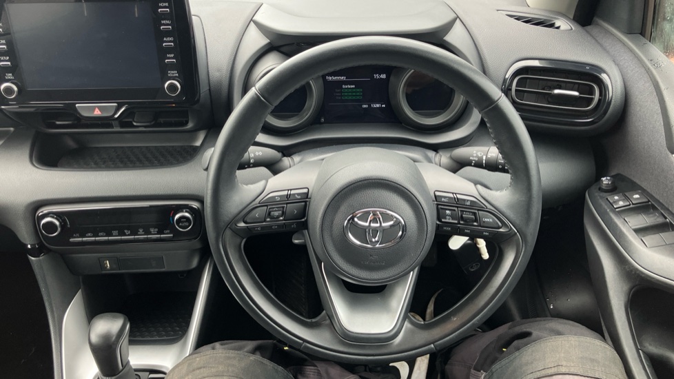 Toyota Yaris 1.5 Hybrid Design 5dr CVT Hybrid Hatchback - Image 10