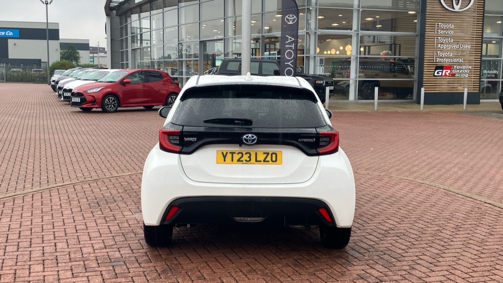 Toyota Yaris 1.5 Hybrid Design 5dr CVT Hybrid Hatchback - Image 26