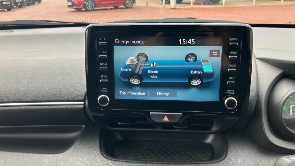 Toyota Yaris 1.5 Hybrid Design 5dr CVT Hybrid Hatchback - Image 39