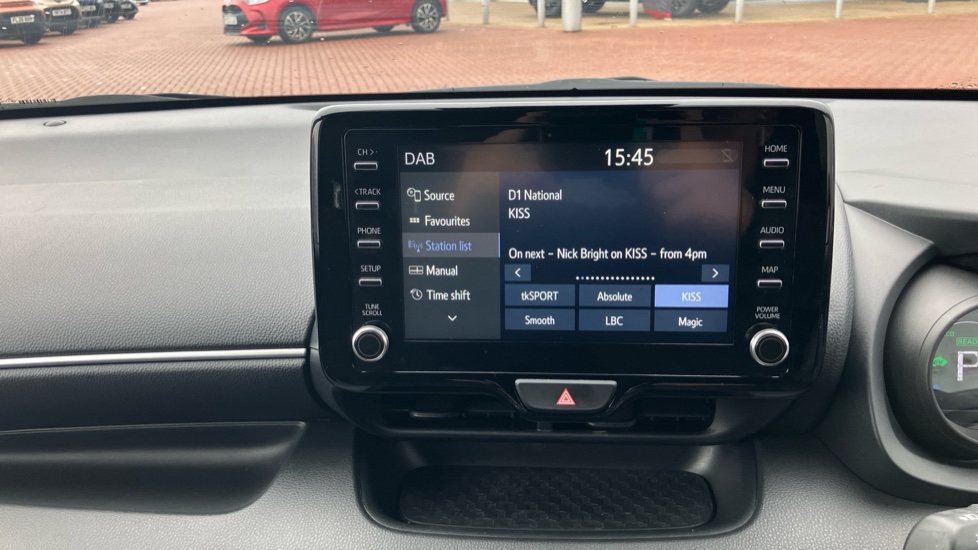 Toyota Yaris 1.5 Hybrid Design 5dr CVT Hybrid Hatchback - Image 41