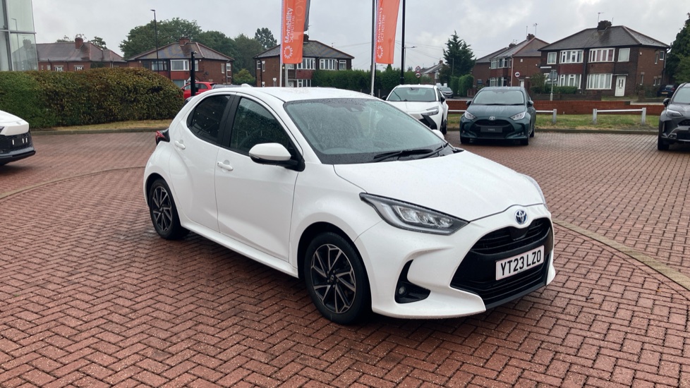 Toyota Yaris 1.5 Hybrid Design 5dr CVT Hybrid Hatchback - Image 51