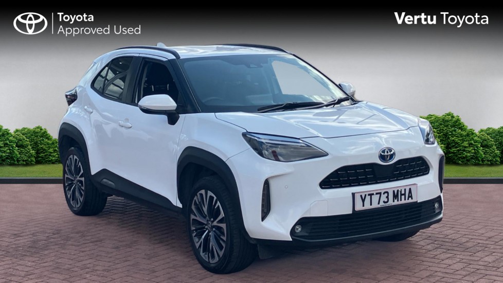Toyota Yaris Cross 1.5 Hybrid Excel 5dr CVT Hybrid Estate - Image 1