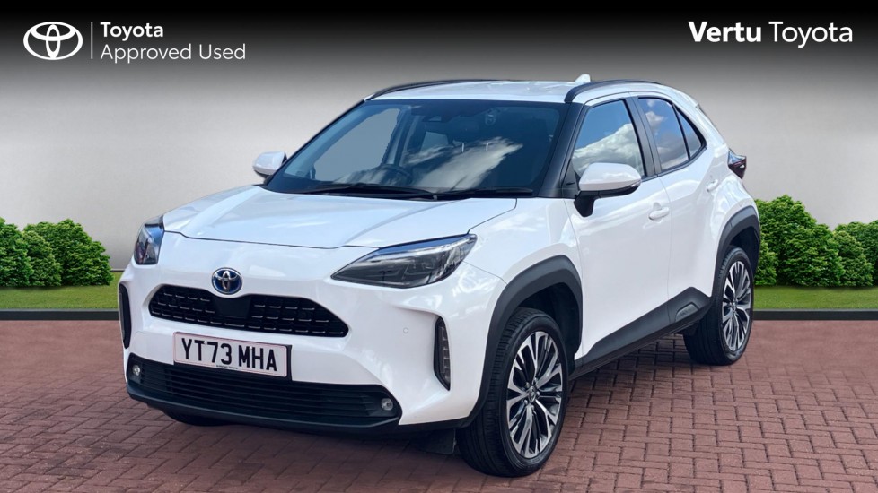 Toyota Yaris Cross 1.5 Hybrid Excel 5dr CVT Hybrid Estate - Image 3
