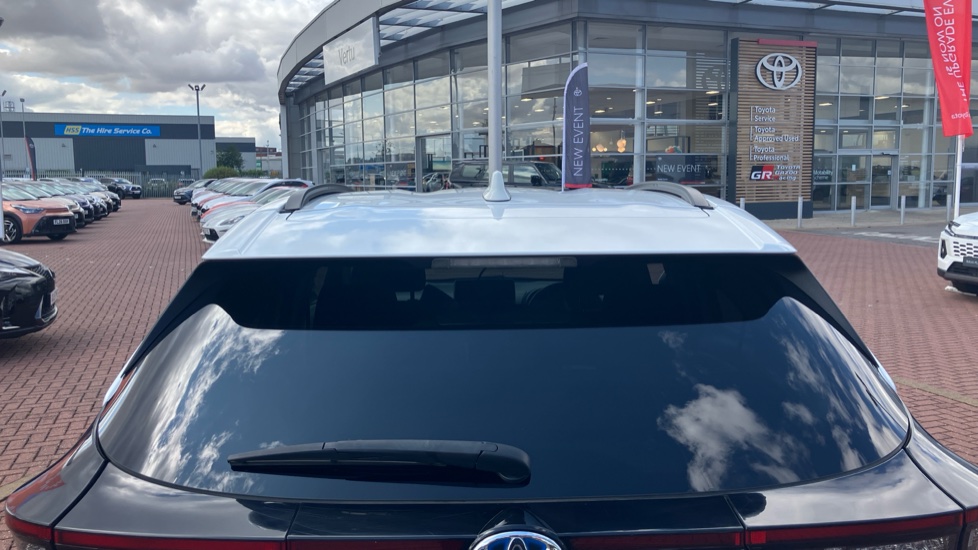 Toyota Yaris Cross 1.5 Hybrid Excel 5dr CVT Hybrid Estate - Image 37