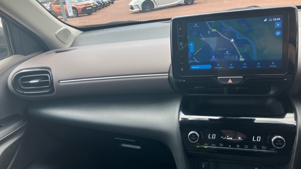 Toyota Yaris Cross 1.5 Hybrid Excel 5dr CVT Hybrid Estate - Image 55