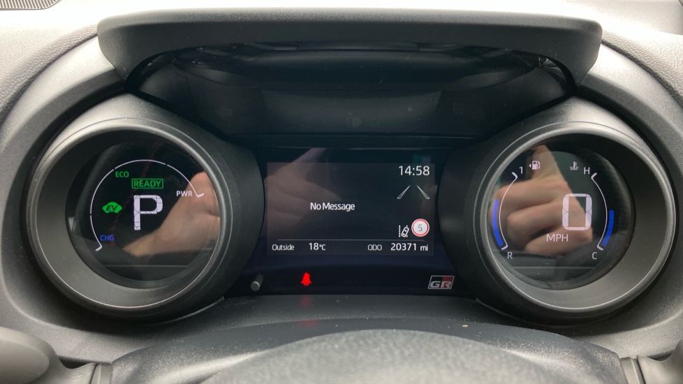 Toyota Yaris 1.5 Hybrid GR Sport 5dr CVT Hybrid Hatchback - Image 11