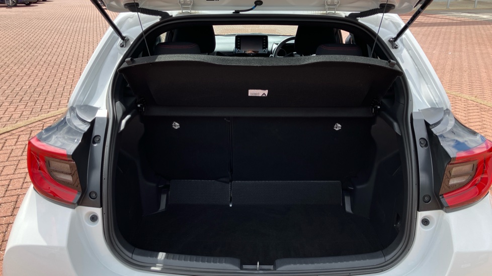 Toyota Yaris 1.5 Hybrid GR Sport 5dr CVT Hybrid Hatchback - Image 13