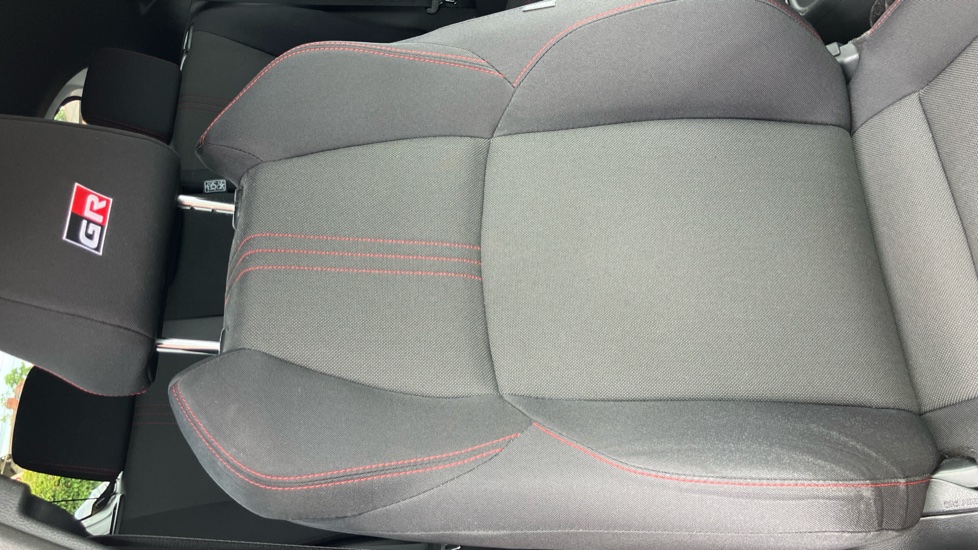 Toyota Yaris 1.5 Hybrid GR Sport 5dr CVT Hybrid Hatchback - Image 14