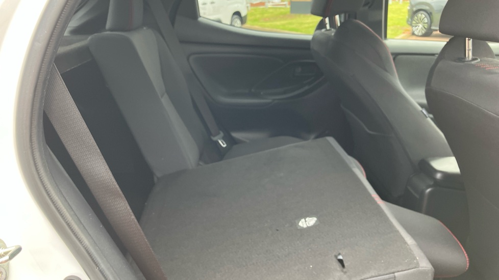 Toyota Yaris 1.5 Hybrid GR Sport 5dr CVT Hybrid Hatchback - Image 18