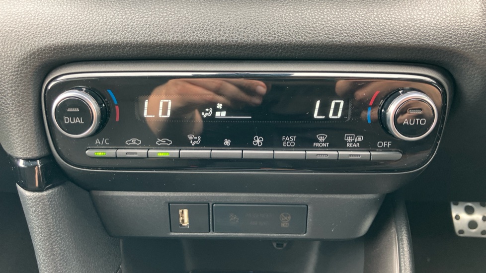 Toyota Yaris 1.5 Hybrid GR Sport 5dr CVT Hybrid Hatchback - Image 33