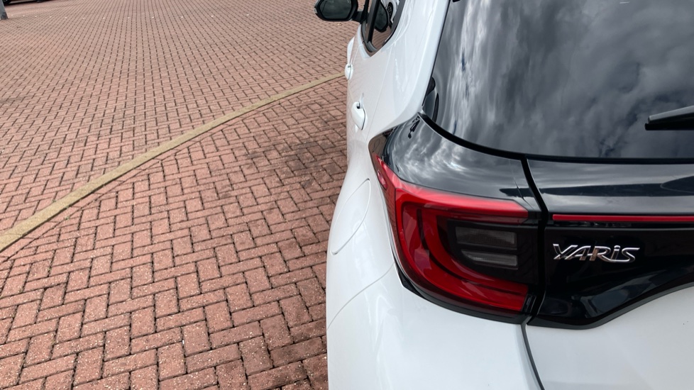 Toyota Yaris 1.5 Hybrid GR Sport 5dr CVT Hybrid Hatchback - Image 36