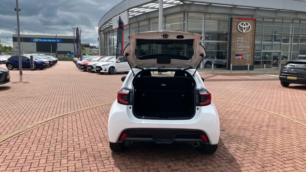 Toyota Yaris 1.5 Hybrid GR Sport 5dr CVT Hybrid Hatchback - Image 44