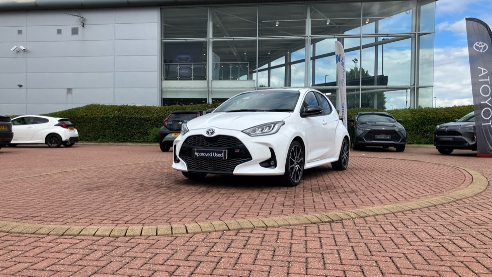 Toyota Yaris 1.5 Hybrid GR Sport 5dr CVT Hybrid Hatchback - Image 46