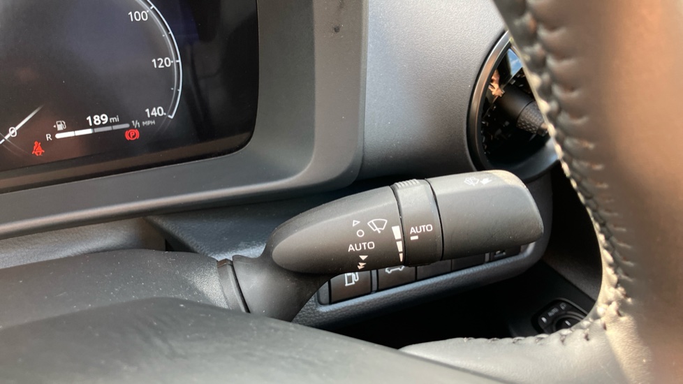 Toyota C-HR 1.8 Hybrid Design 5dr CVT Hybrid Hatchback - Image 32
