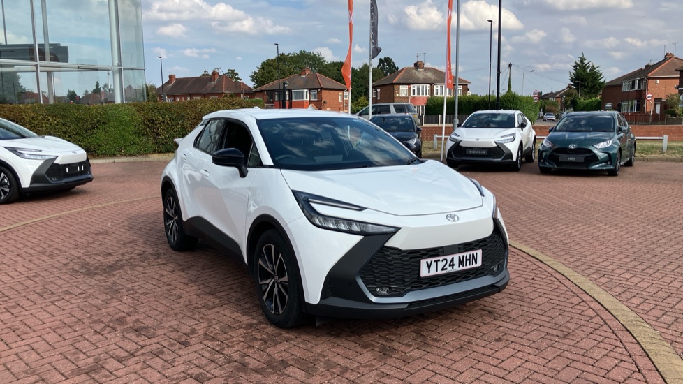 Toyota C-HR 1.8 Hybrid Design 5dr CVT Hybrid Hatchback - Image 44