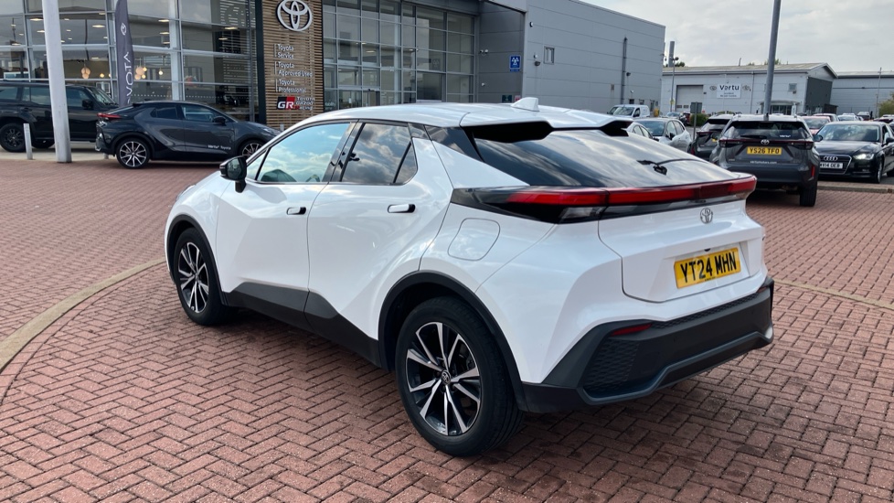Toyota C-HR 1.8 Hybrid Design 5dr CVT Hybrid Hatchback - Image 52