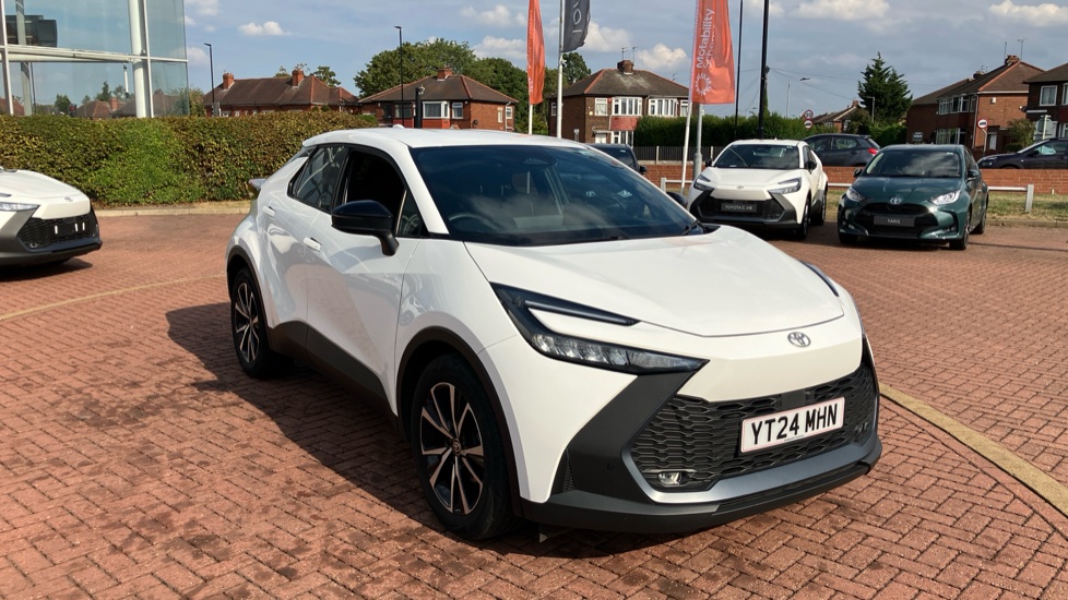 Toyota C-HR 1.8 Hybrid Design 5dr CVT Hybrid Hatchback - Image 56