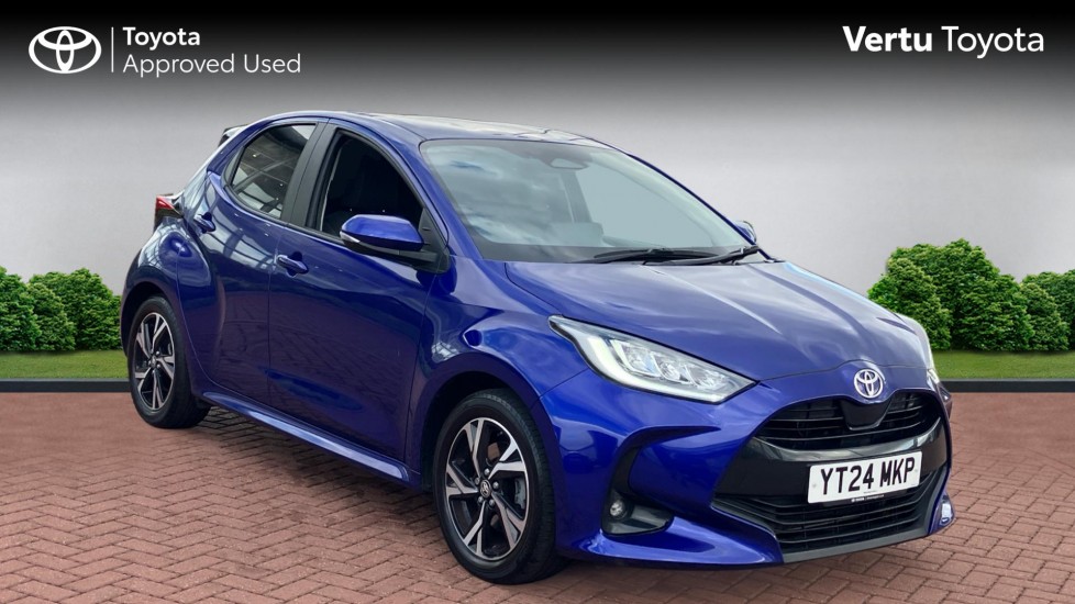 Toyota Yaris 1.5 Hybrid Design 5dr CVT Hybrid Hatchback - Image 1