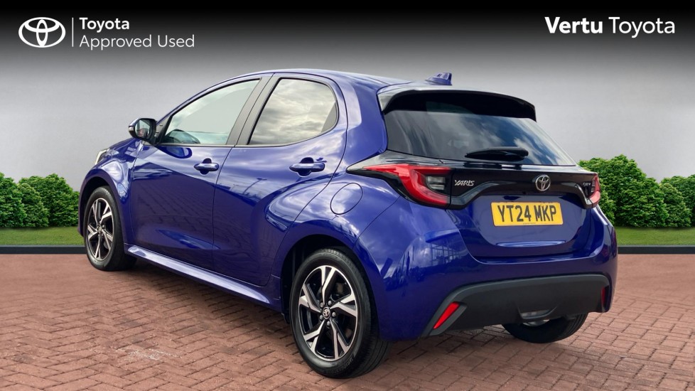 Toyota Yaris 1.5 Hybrid Design 5dr CVT Hybrid Hatchback - Image 4