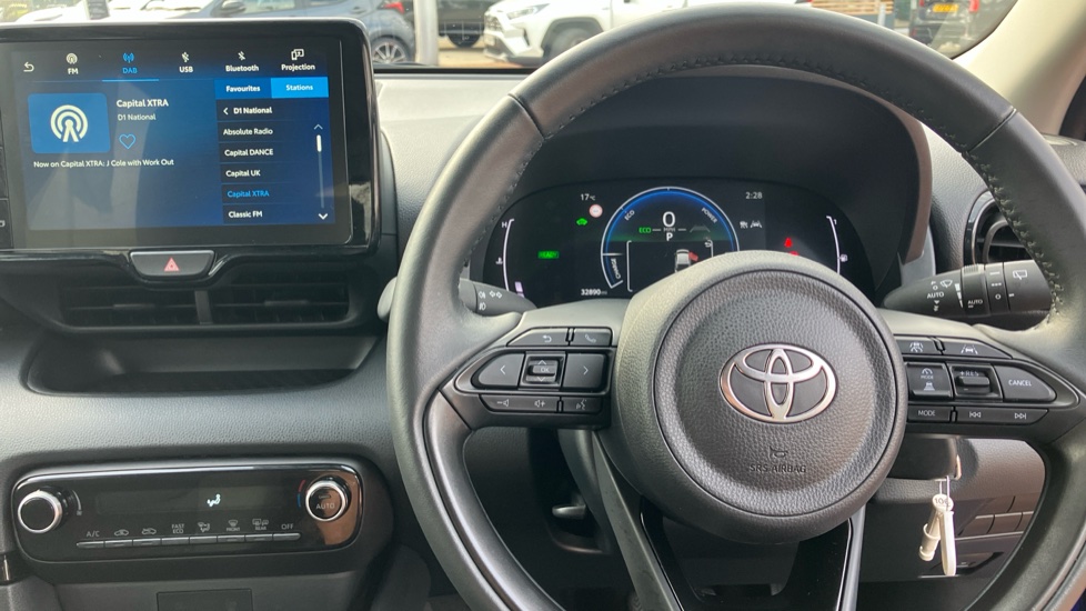 Toyota Yaris 1.5 Hybrid Design 5dr CVT Hybrid Hatchback - Image 10