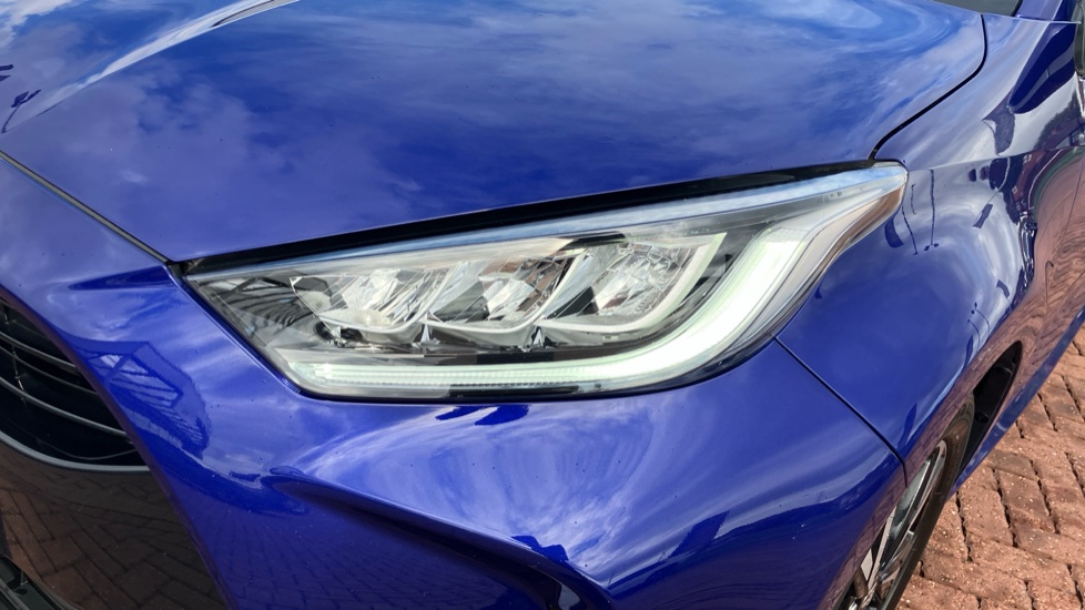 Toyota Yaris 1.5 Hybrid Design 5dr CVT Hybrid Hatchback - Image 20